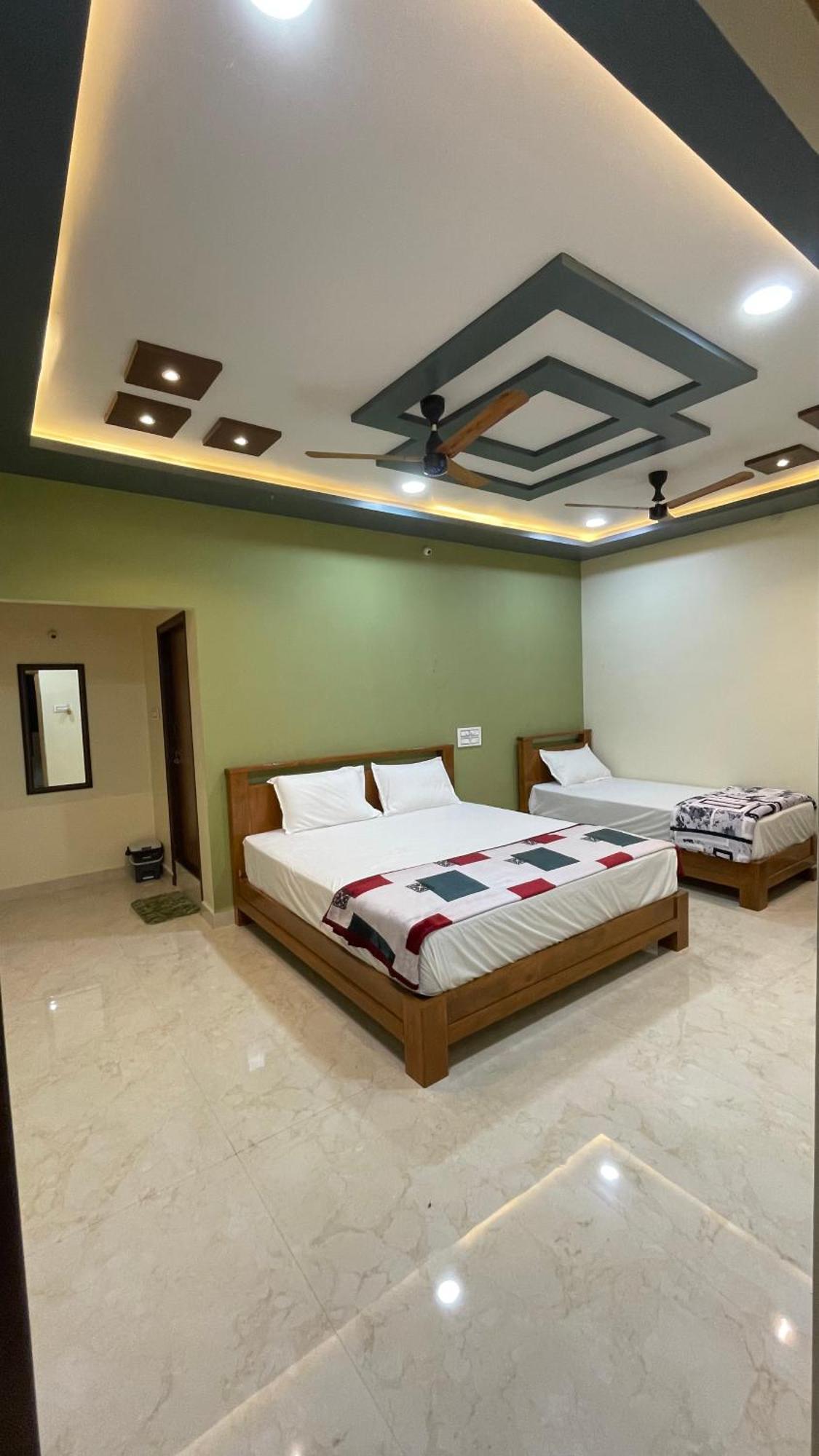 Mamatha Guest Inn Hampi Extérieur photo